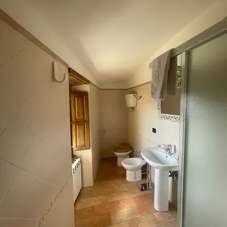 Locale Guest house Pietralunga (Umbria)