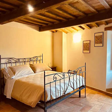 Locale Pietralunga (Umbria)